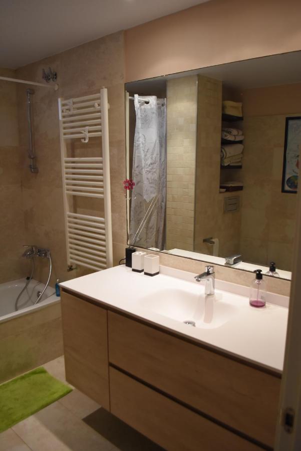 Pisazo Reformado En El Centro Con Garaje Privado Apartment Santander Luaran gambar